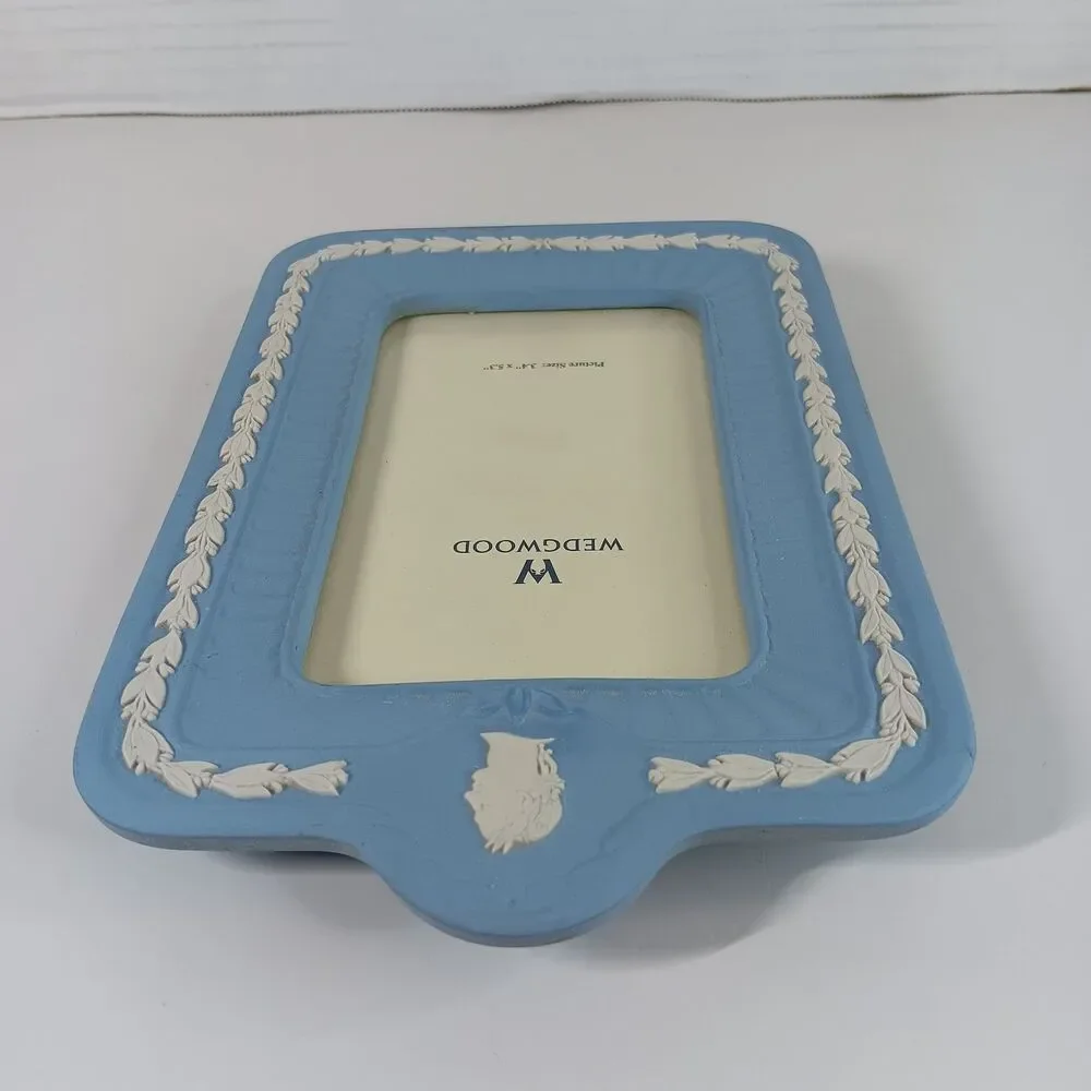 Wedgwood Jasperware Picture Frame 3.4